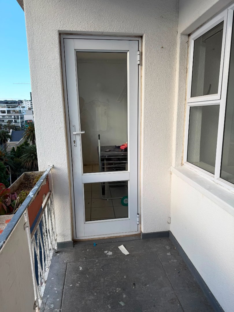 1 Bedroom Property for Sale in Cape Town City Centre Western Cape
